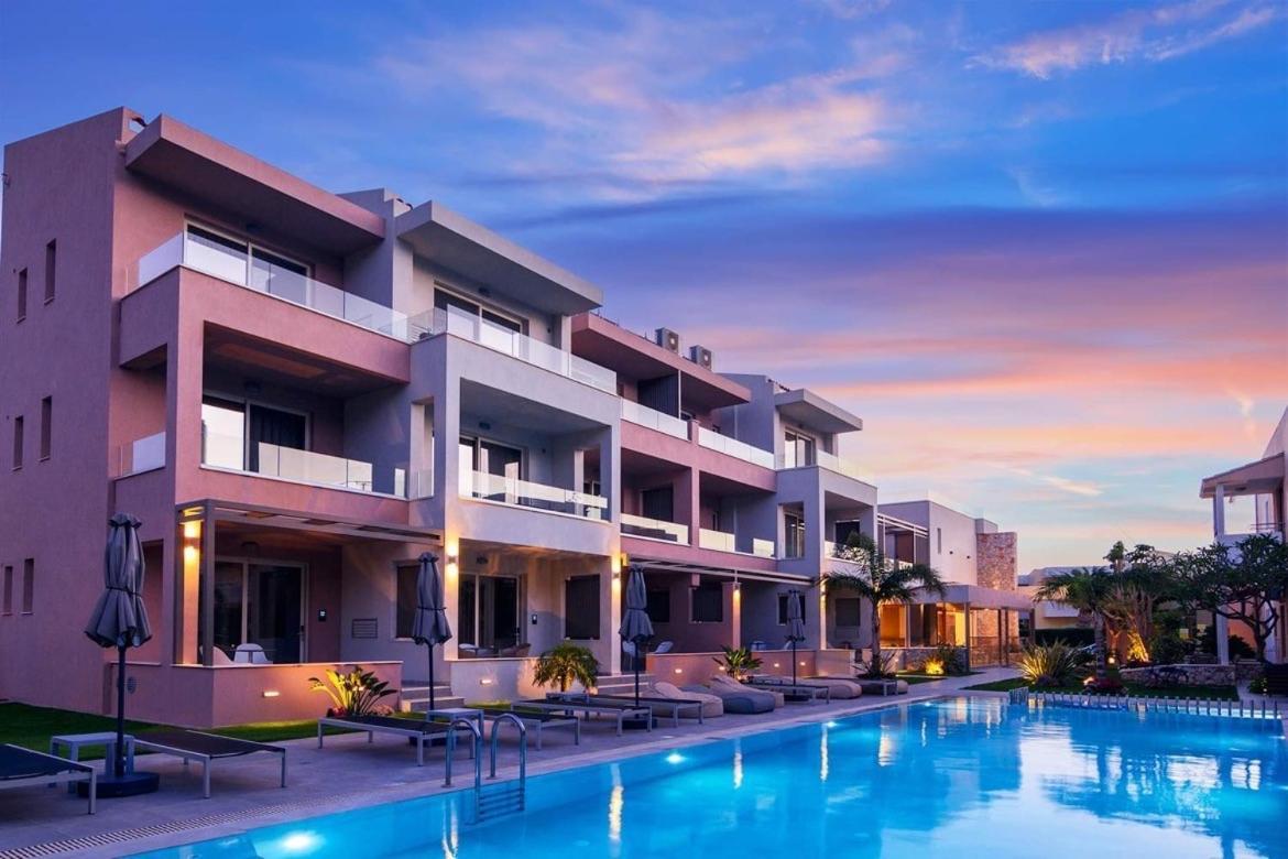 Relax Hotel 帕琉乔拉 外观 照片